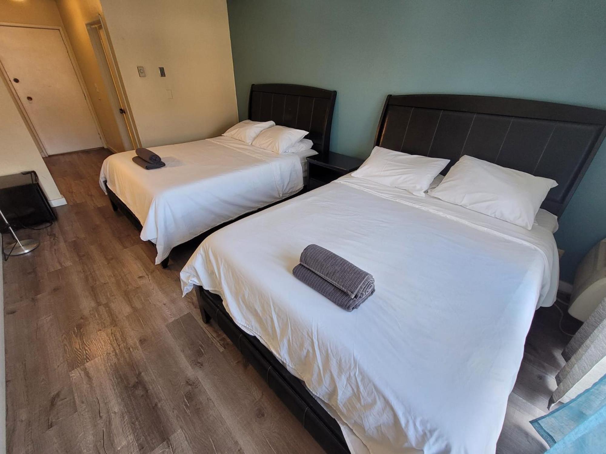 Great Location Double Queen Bed Unit Appartement